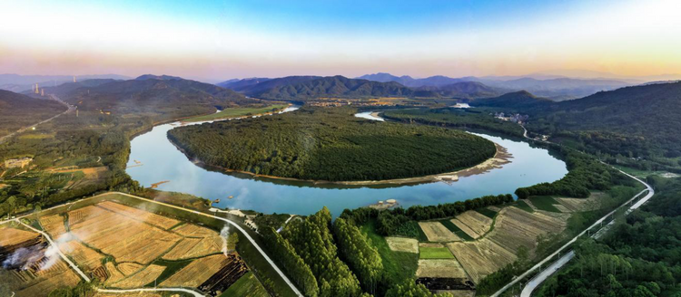 全力推動水務高質量發(fā)展 助力打造美麗中國城市樣板 廣州市全面推行河長制工作領導小組會議召開_fororder_圖片13